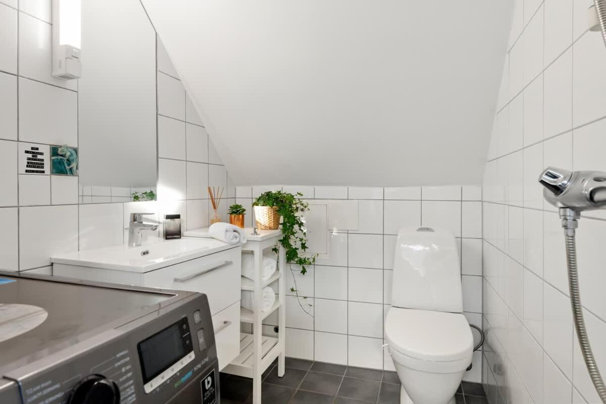 Dinbnb Apartments Bryggen Bergen Esterno foto
