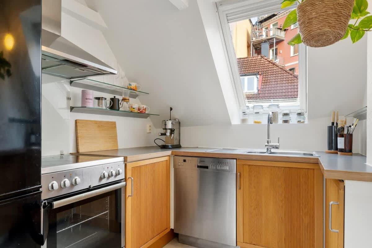 Dinbnb Apartments Bryggen Bergen Esterno foto
